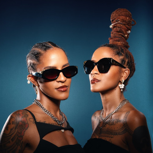 COCO & BREEZY